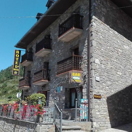 Hotel Las Nieves Linás de Broto Eksteriør bilde
