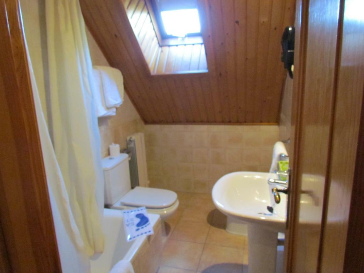Hotel Las Nieves Linás de Broto Eksteriør bilde