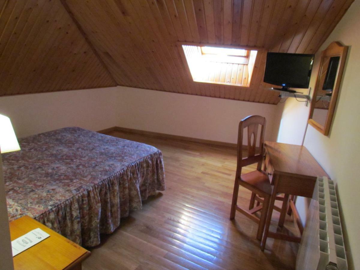 Hotel Las Nieves Linás de Broto Eksteriør bilde